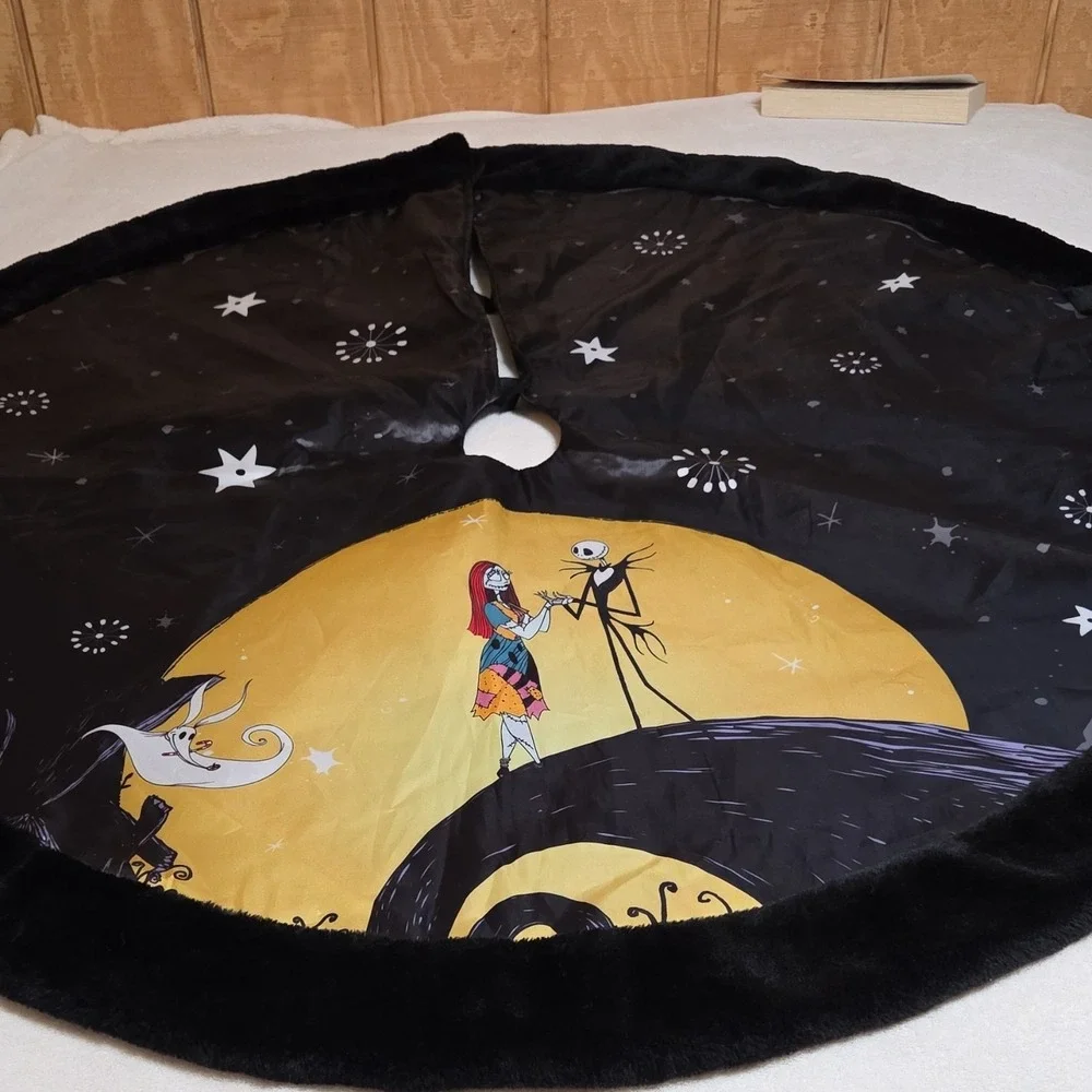Disney The Nightmare Before Christmas Tree Skirt‎ Black Yellow Jack Sally